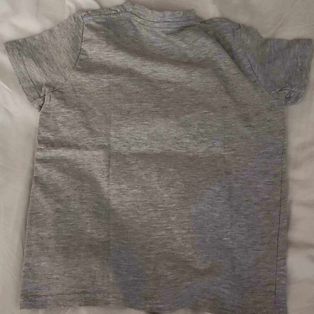 T-shirt - Picture 2 of 2